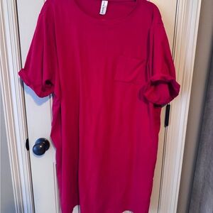 Pink Desert T-shirt dress in Red - 3XL